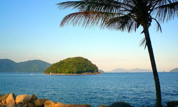 ウバトゥバResidencial Serra Do Marアパートメント エクステリア 写真
